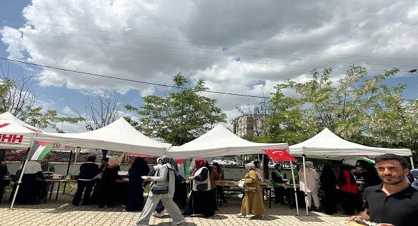 Meslek Yüksekokulumuzda Gazze Yararına Kermes Düzenlendi
